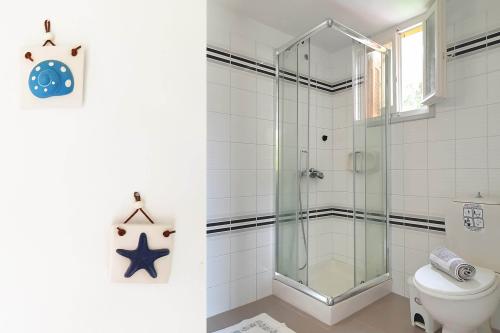 aphrodite_apt-bathroom-1