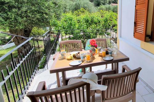 aphrodite_apt-oudoor-furniture