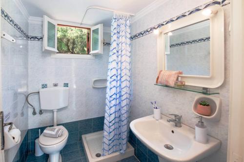 livadi-5-bathroom-3