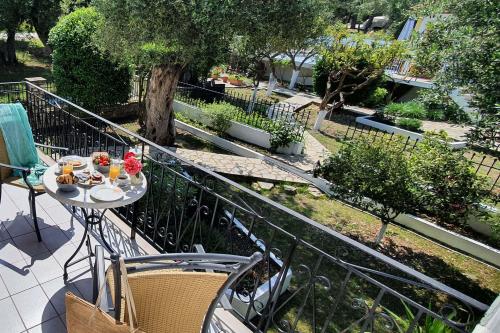 livadi_1-balcony-garden