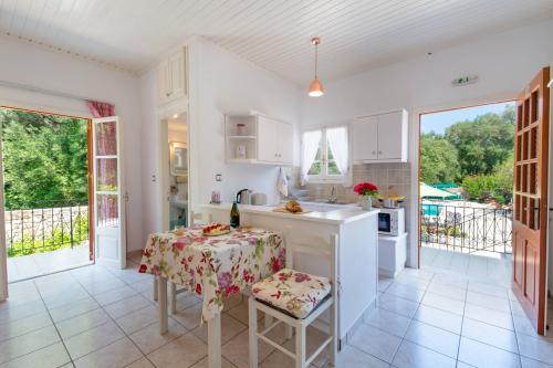 livadi_4_kitchen