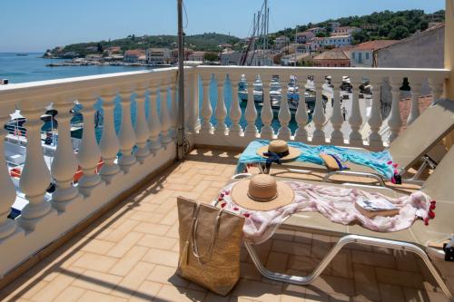 ocean-breeze-balcony-3
