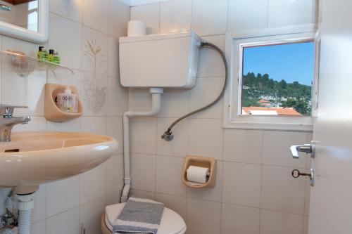ocean-breeze-bathroom
