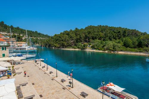 ocean-breeze-port-view