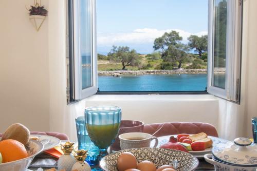 seatales-kitchen-view